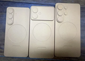 Макеты Samsung Galaxy S26 Pro, S26 Edge и S26 Ultra на фото