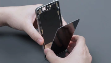 Meizu 22 уже разобрали на видео: продуманный компакт с экраном Xiaomi 15