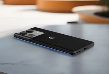 Motorola Edge 50 Ultra с камерой-перископом замечен на сайте бренда