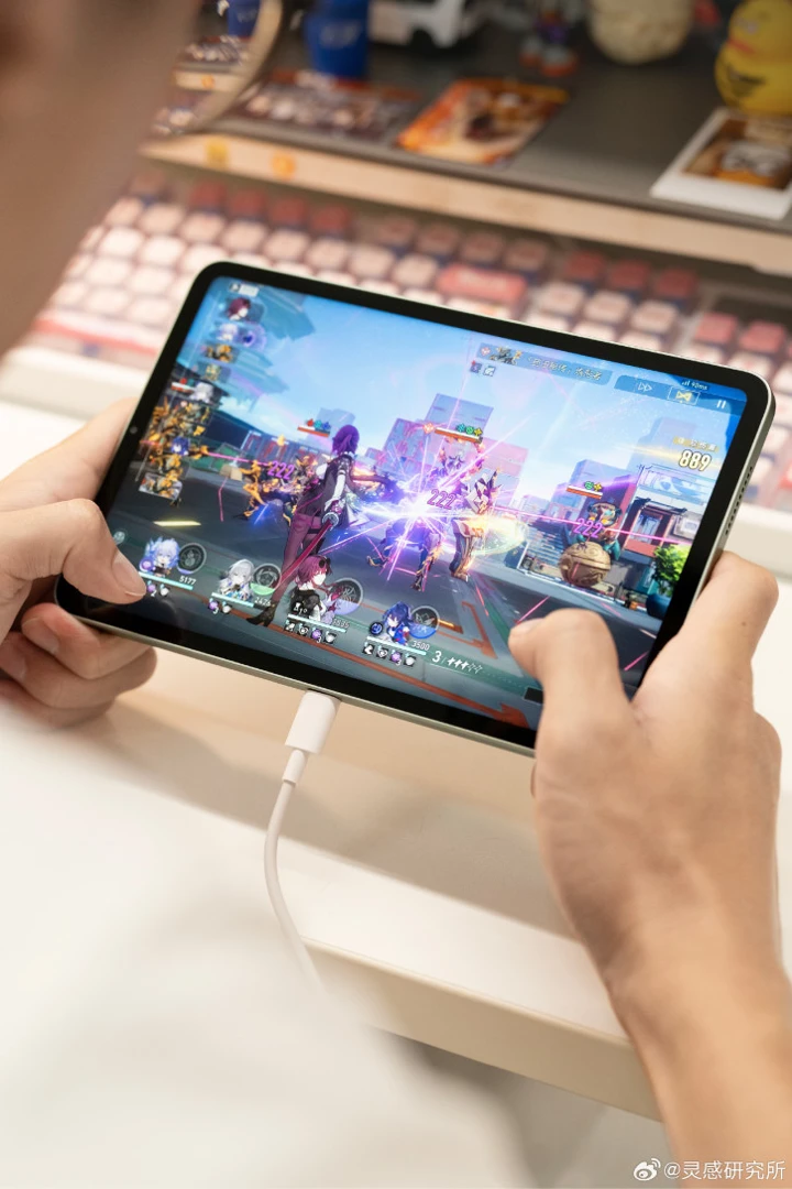 На подходе самый компактный топ-планшет с 7,9" экраном