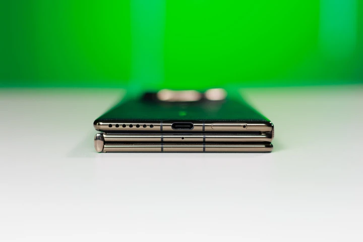 Надёжный источник отверг слухи о трикладушке Xiaomi Mix TriFold