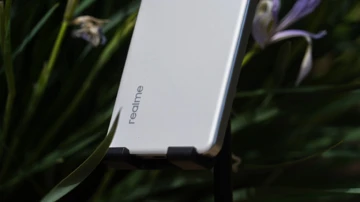 Не только супер-перископ: три дополнительных апгрейда Realme GT 8 Pro