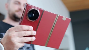 Неделя с Huawei Mate XT Ultimate Design: почувствуй себя Копперфилдом