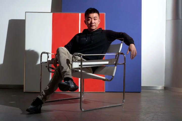 Nothing создаёт армию прикормленных блогеров