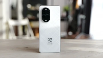 Обзор Huawei nova 13 Pro: самый необычный в классе