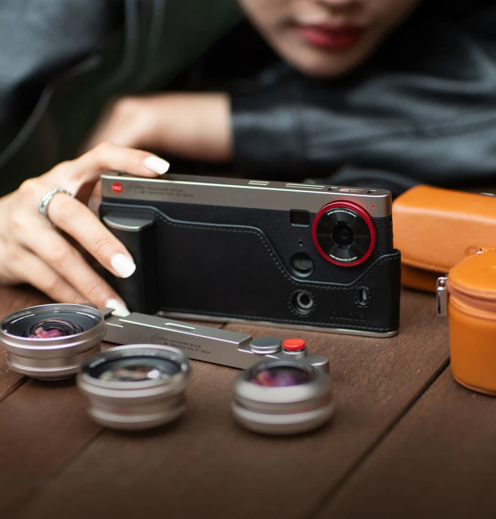 Nubia Z70S Ultra получит роскошный фотонабор со сменной оптикой