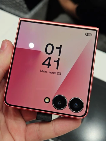 Обои Samsung Z Fold 7 и Flip 7 стали доступны всем желающим [скачать]