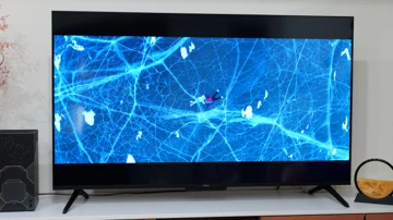 Обзор Яндекс Станция Бейсик: Алиса, включи кино!