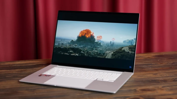 Обзор ASUS Zenbook S 16 UM5606 – умный ноутбук и хороший компаньон