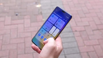 ВИДЕО: главные фишки MagicOS 8 на примере Honor Magic 6 Pro