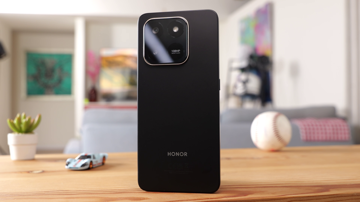 Обзор Honor X7d: ест мало, работает много