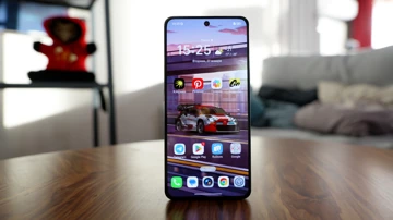 Обзор Honor X8d: большие батареи добрались до бюджеток!