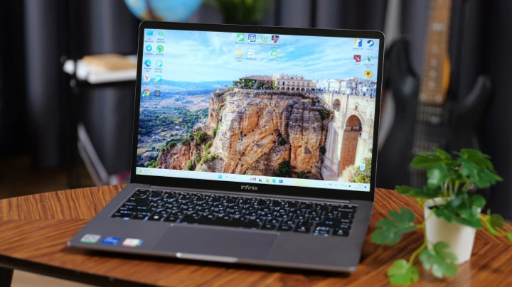 Обзор Infinix InBook Air XL442: бесконечная записная книжка