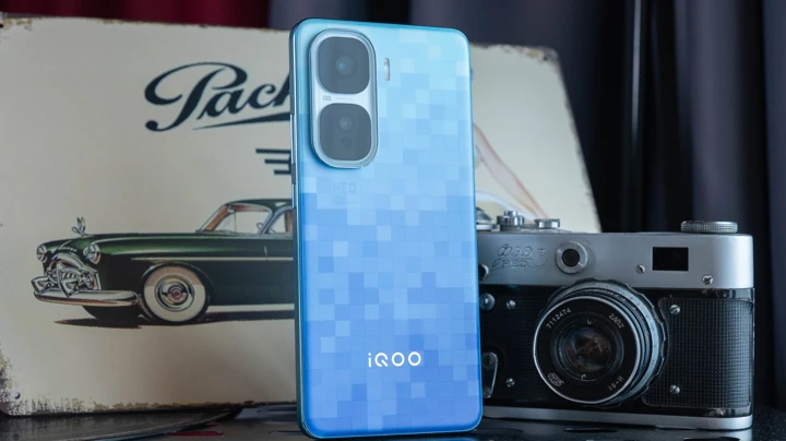 Обзор iQOO Neo 10 Pro+: пластиковая элита