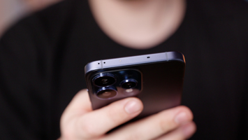 Обзор OPPO Reno 15 5G: интересный и приятный смартфон