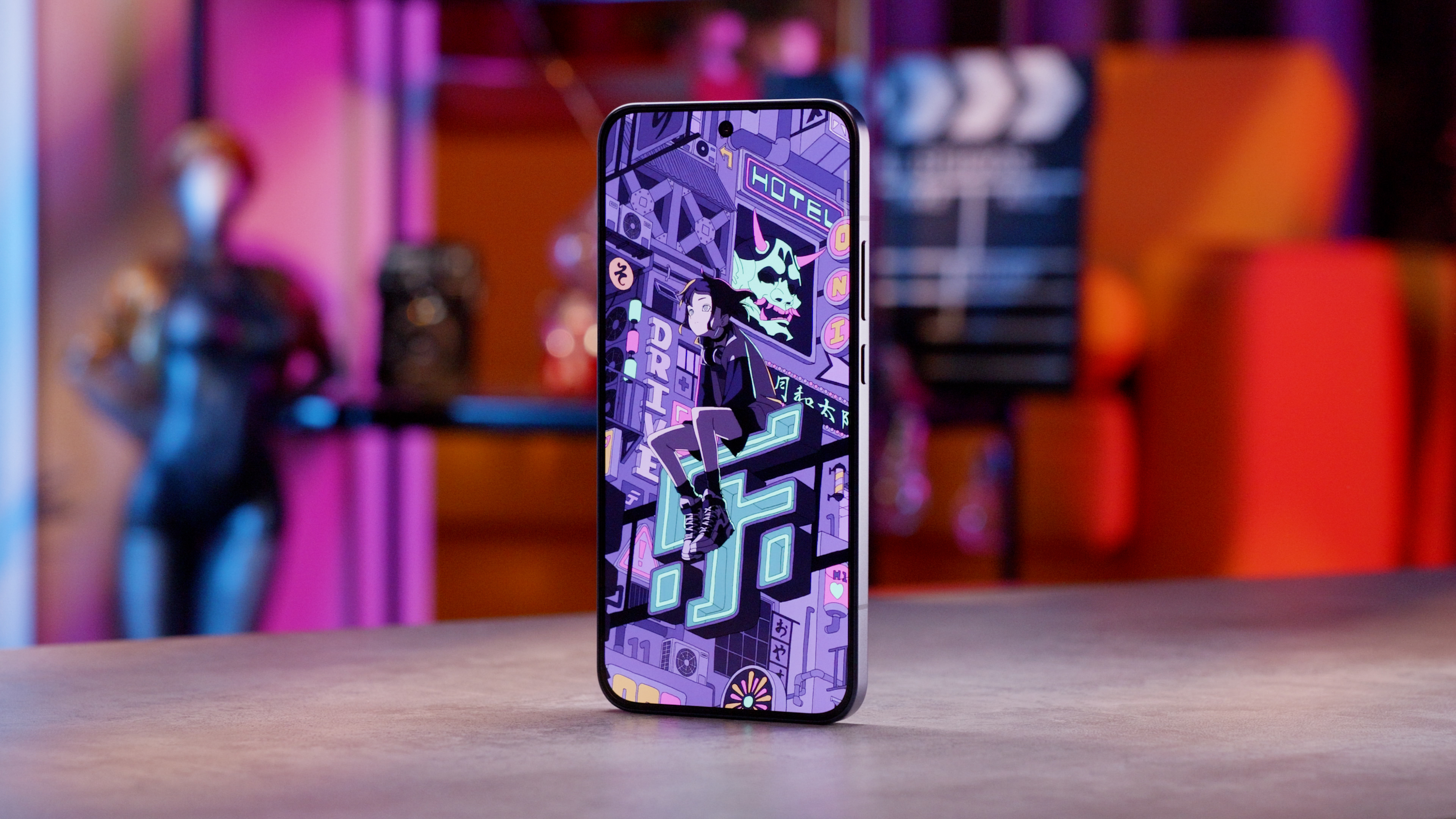 Обзор OPPO Reno 15 5G: интересный и приятный смартфон