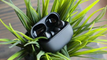 Обзор Xiaomi Redmi Buds 5 Pro: TWS-наушники с примечательным дизайном