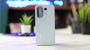 Обзор vivo X200 FE: внезапная новинка