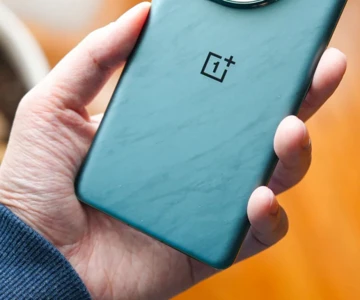 OnePlus 13 обрастает подробностями: экран, водозащита, камеры