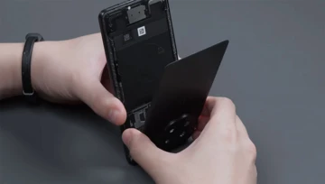 OnePlus 13 разобрали на видео: сохраняя лучшее