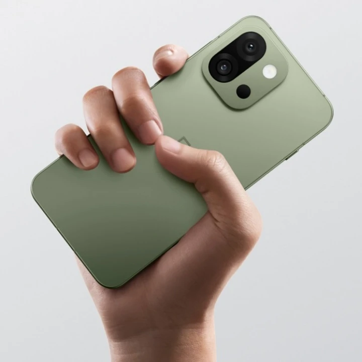 OnePlus 13s получит два отличия от китайского OnePlus 13T