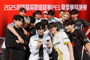 OnePlus 15 случайно засняли в руках у геймера: первый взгляд