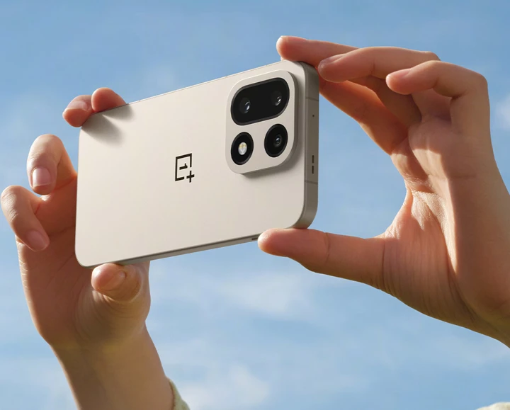 OnePlus 15 уже в России: сильно дешевле глобалок!