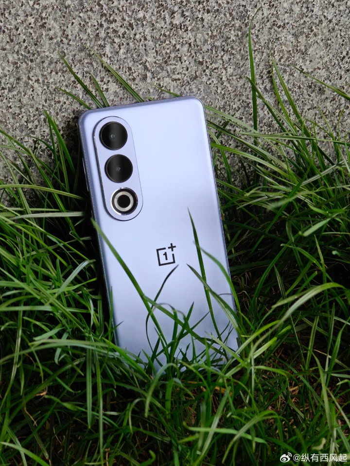 OnePlus Ace 3V (Nord 4) уже красуется на коллекции студийных фото