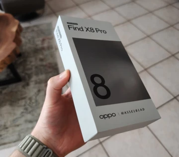 OPPO Find X8 Pro для Европы получил урезанный комплект