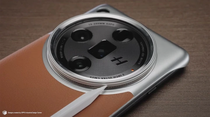 OPPO показала отменённые Find X7 Ultra с LED и зум-кольцами (видео)