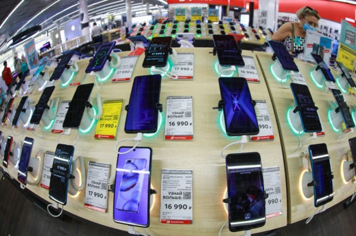 Переходим на сверхбюджетки: итоги рынка смартфонов в России 2023