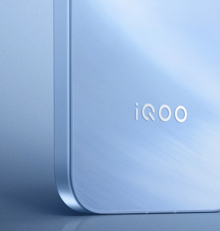 Первые секреты iQOO Z11 Turbo: компактнее, мощнее, в металле