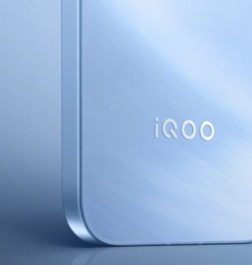 Первые секреты iQOO Z11 Turbo: компактнее, мощнее, в металле