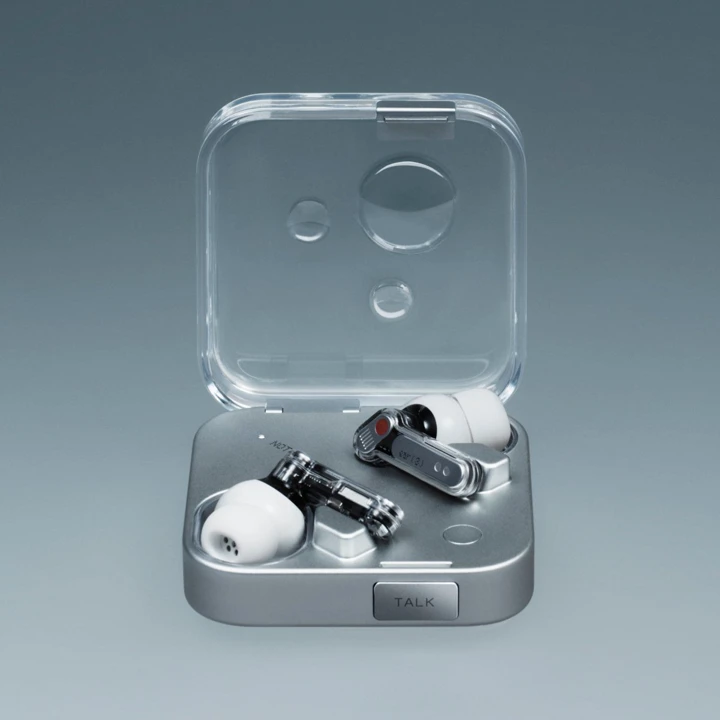 Первый взгляд на Nothing Ear (3) с интригующей кнопкой (фото и видео)