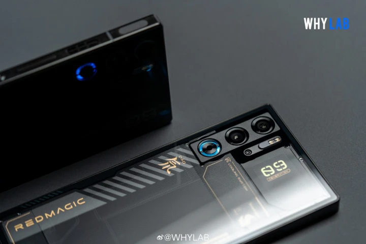 Плоский Red Magic 9 Pro вместил огромную батарею и другие полезности