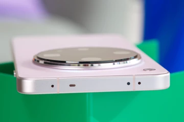 Пользователей смущают дырки: OPPO упростила верхнюю грань Find X9