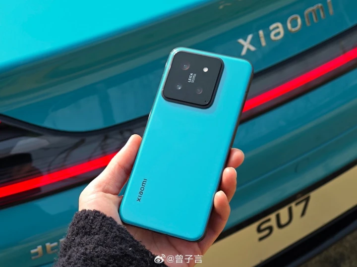 Презентация Xiaomi 15 отложена ради "большой новинки": новое авто?