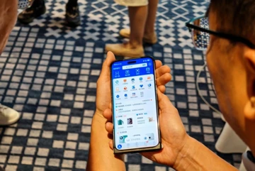 Расцветки и наборы памяти Honor Magic 7 и 7 Pro раскрыты до анонса