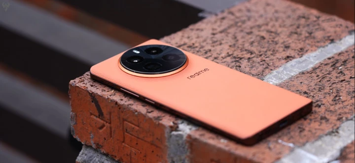 Realme GT5 Pro во всей красе на подборке студийных фото