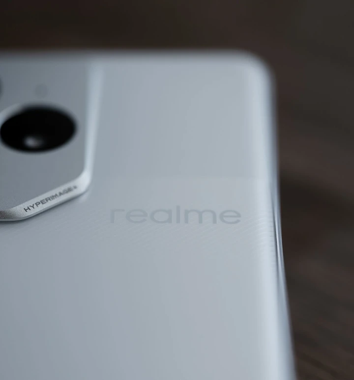 Realme Neo 8 уже на пороге: секреты начинки и сроки выхода