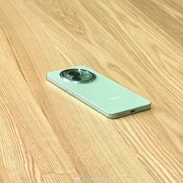 Самая странная шайба: Meizu Lucky 08 впервые на фото