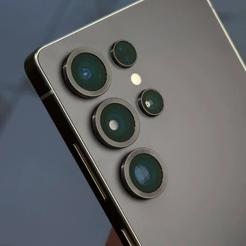 Samsung Galaxy S26 Ultra может разочаровать камерами, но порадовать зарядкой