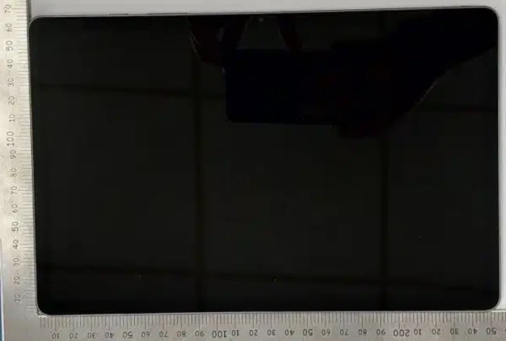 Samsung Galaxy Tab S11, S11 Ultra и S10 Lite на живых фото