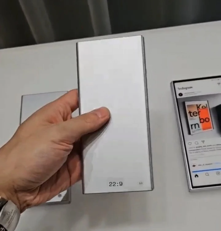 Samsung Galaxy Z Fold 6: фото прототипа и детали по габаритам