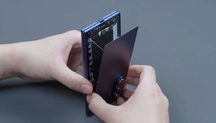 Samsung Galaxy Z Fold 7 разобрали на видео: новый пик Fold-сегмента?