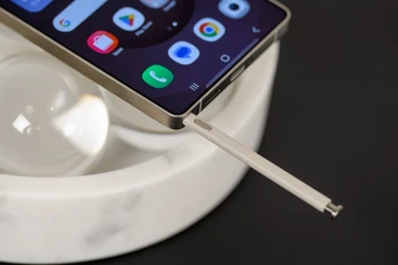 Samsung объяснила даунгрейд стилуса в Galaxy S25 Ultra