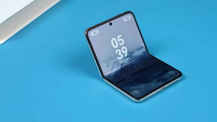 Samsung вслед за Huawei готовит упреждающий ответ на первый Fold от Apple