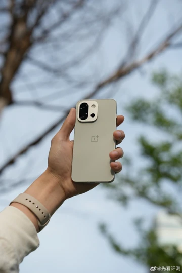 Смена планов? OnePlus 15T рискует остаться без новейшего Snapdragon 8