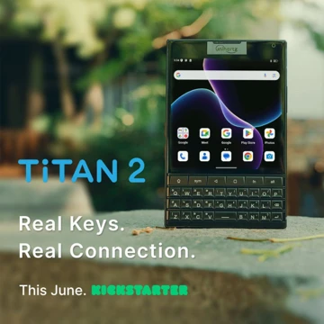 Unihertz Titan 2 уже в июне: первое фото наследника BlackBerry