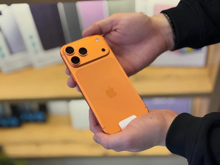 Apple заменила утерянный iPhone 17 Pro Max на аналог с 8-кратным запасом памяти